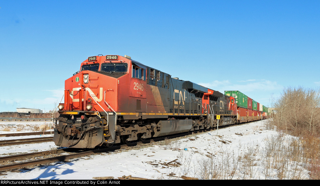 CN 2946